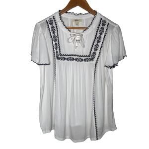 Style & Co White top with black embroidery M peasant top